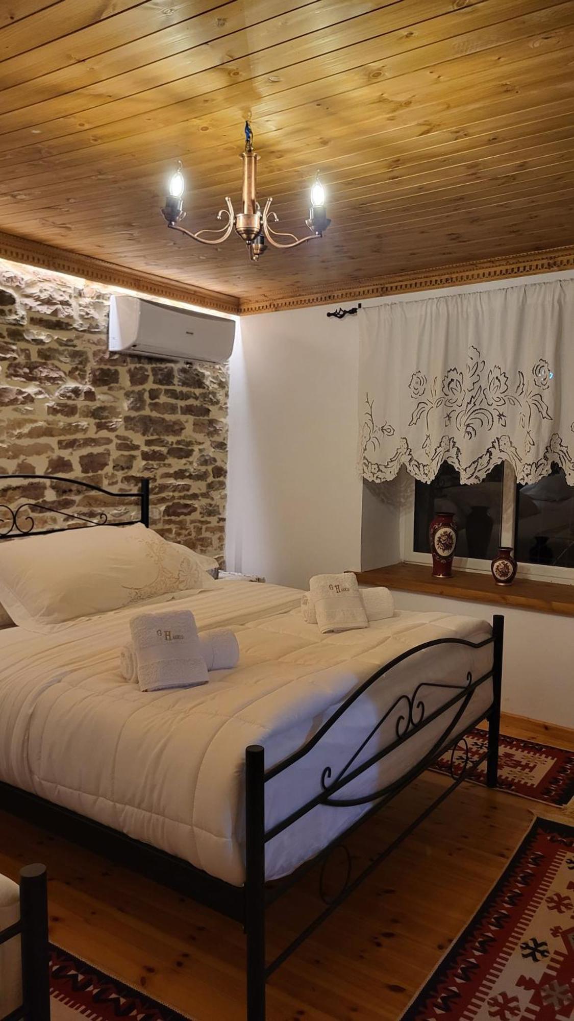 Guest House Hasko Gjirokaster Exterior photo